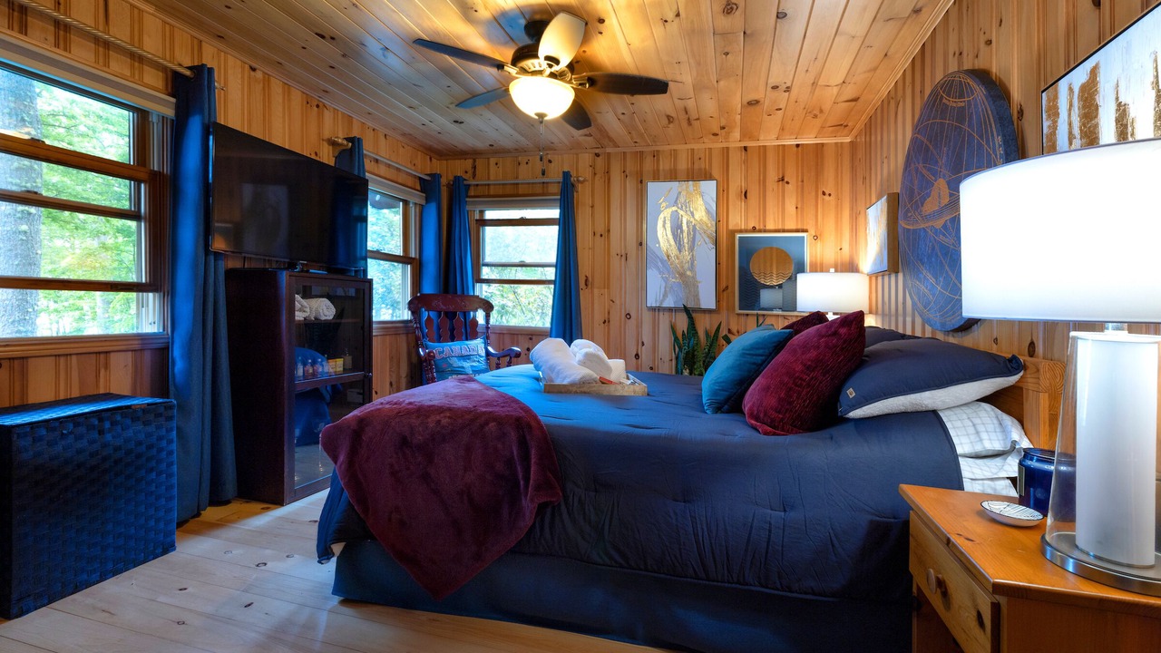 Photo of Bedroom in Maugerville