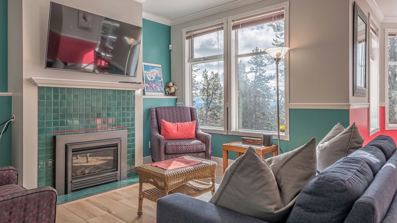 Photo of Livingroom in Silver Star Mountain