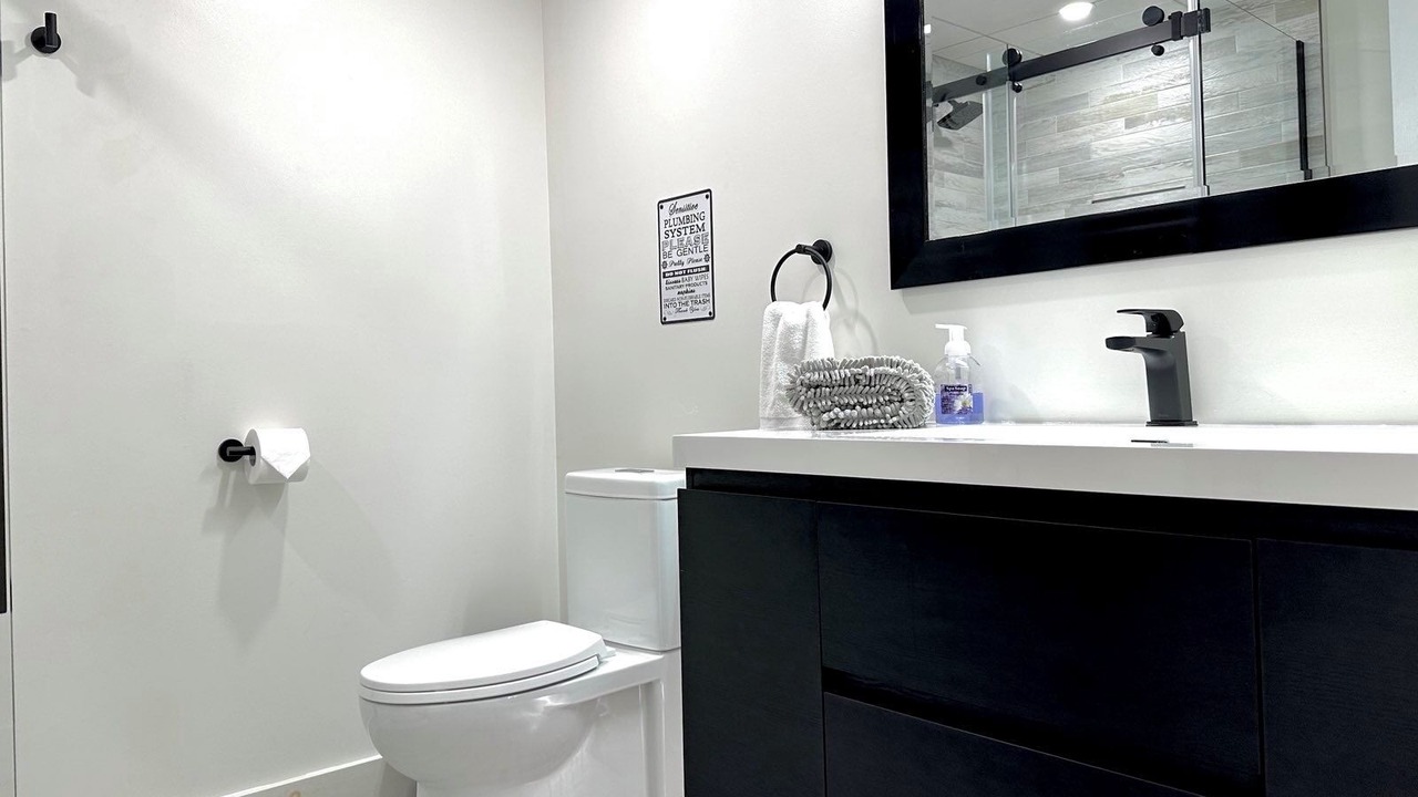 Photo of Bathroom in Val-des-Monts