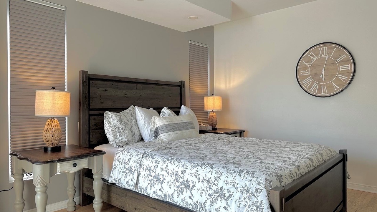 Photo of Bedroom in Val-des-Monts