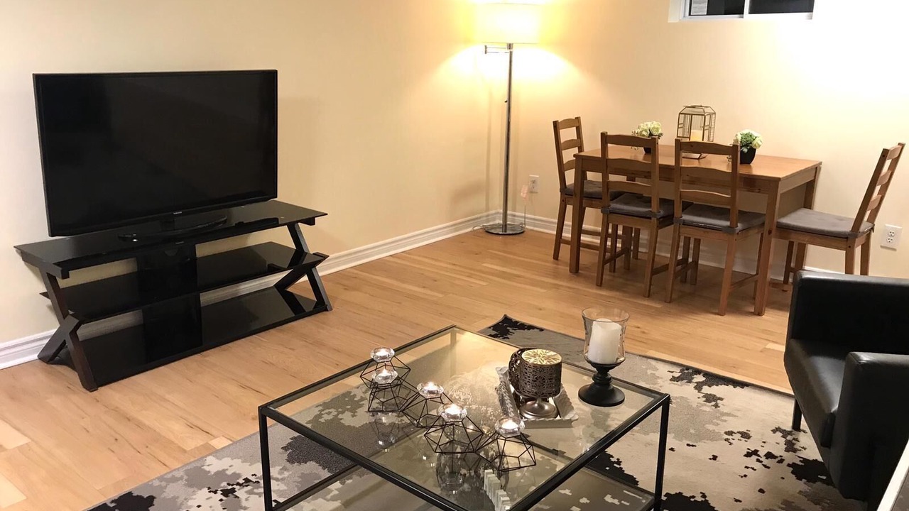 Photo of Livingroom in Burlington