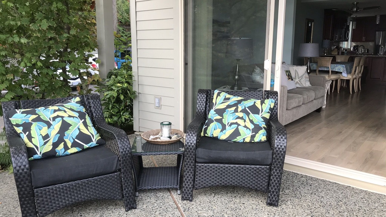 Photo of Patio Balcony in Yellow Point