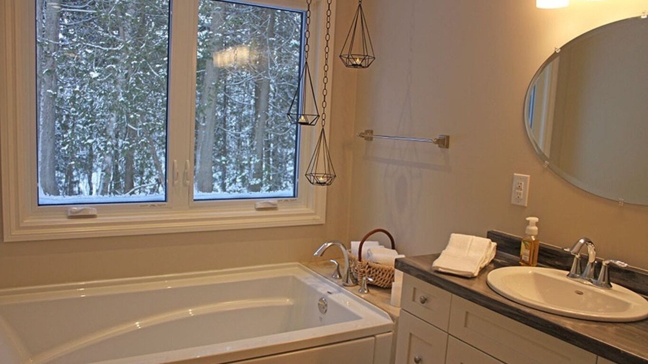 Photo of Bathroom in Lion's Head