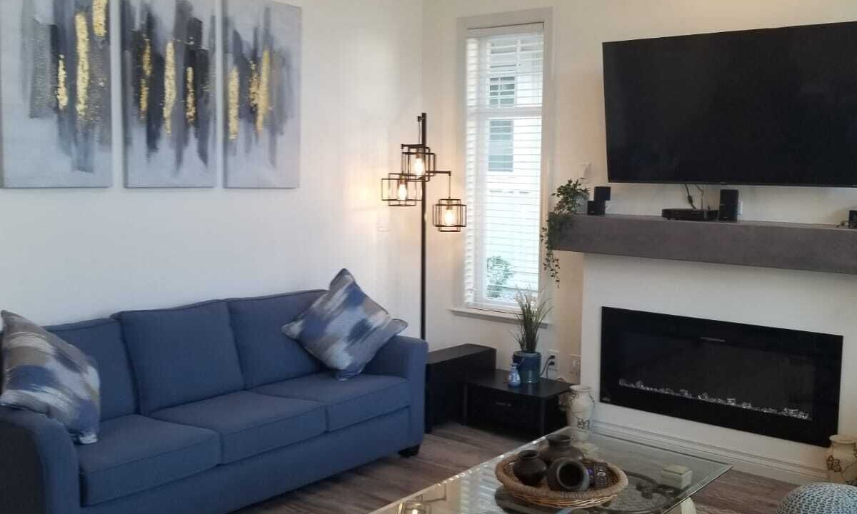 Photo of Livingroom in Okanagan-Similkameen