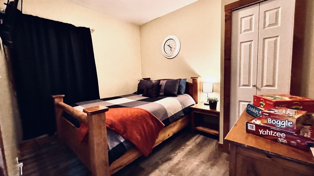 Photo of Bedroom in East Kootenay
