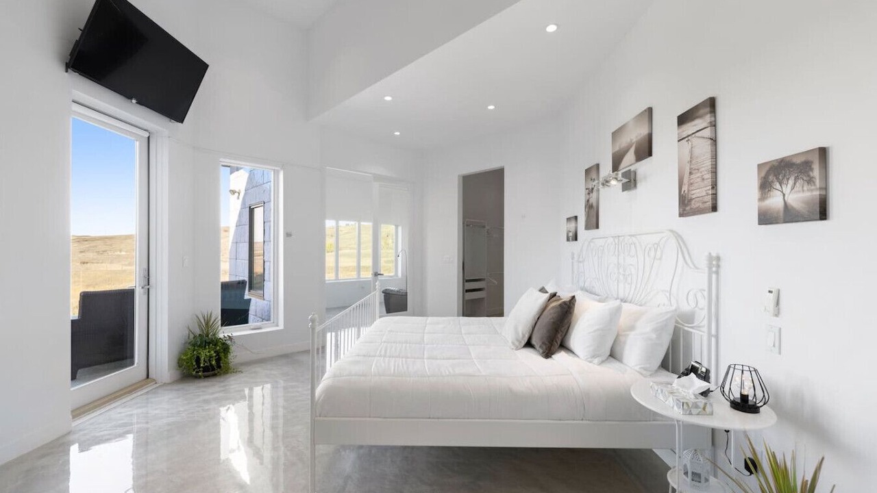 Photo of Bedroom in Alberta