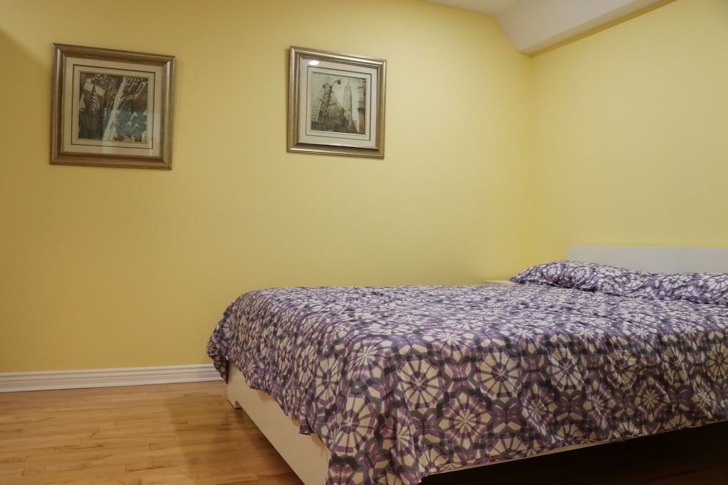 Photo of Bedroom in Laval