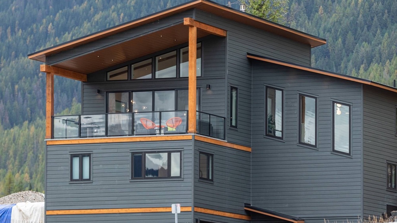Photo of Others in East Kootenay