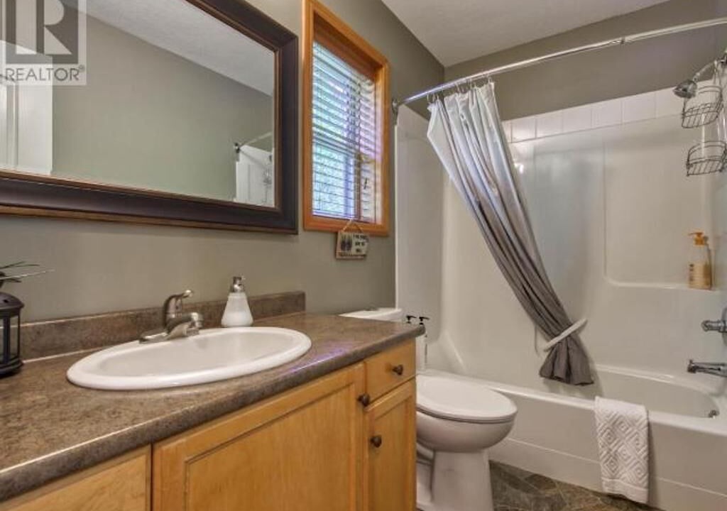 Photo of Bathroom in Fairways