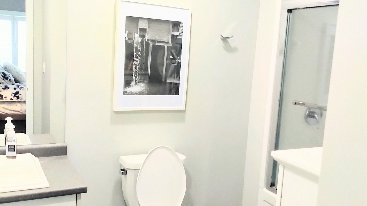 Photo of Bathroom in Long Point