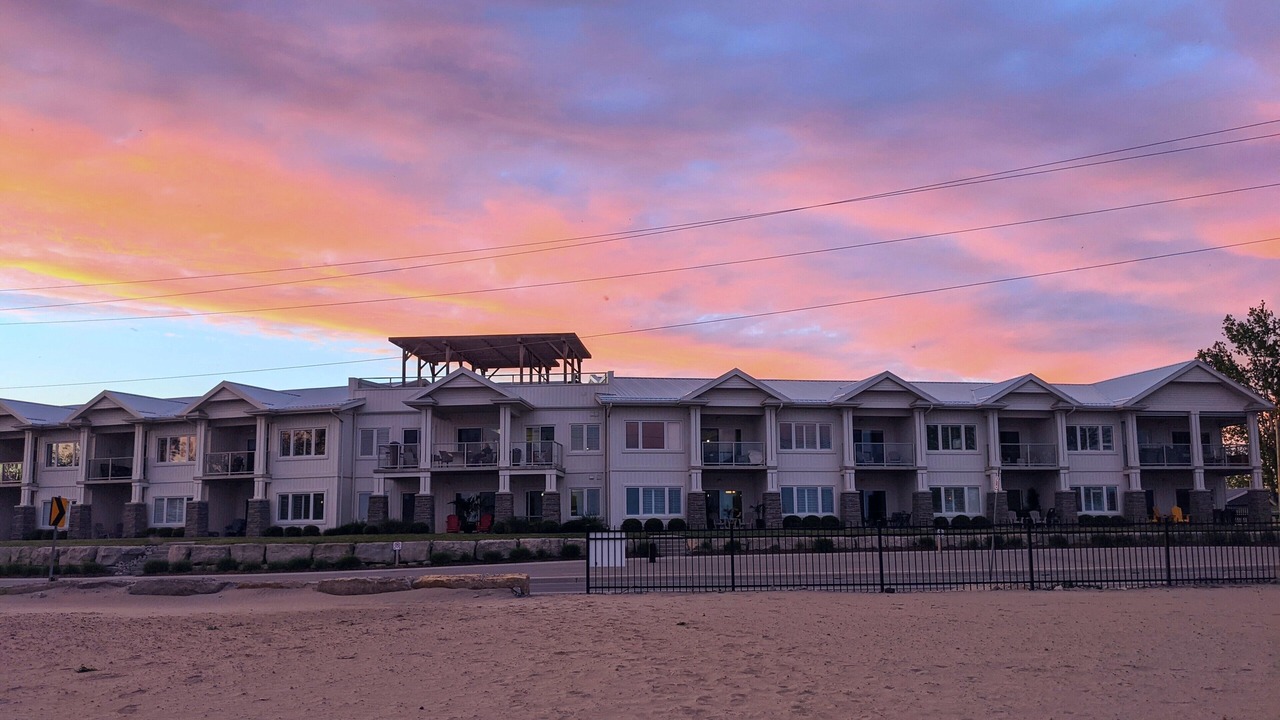 Photo of Others in Long Point