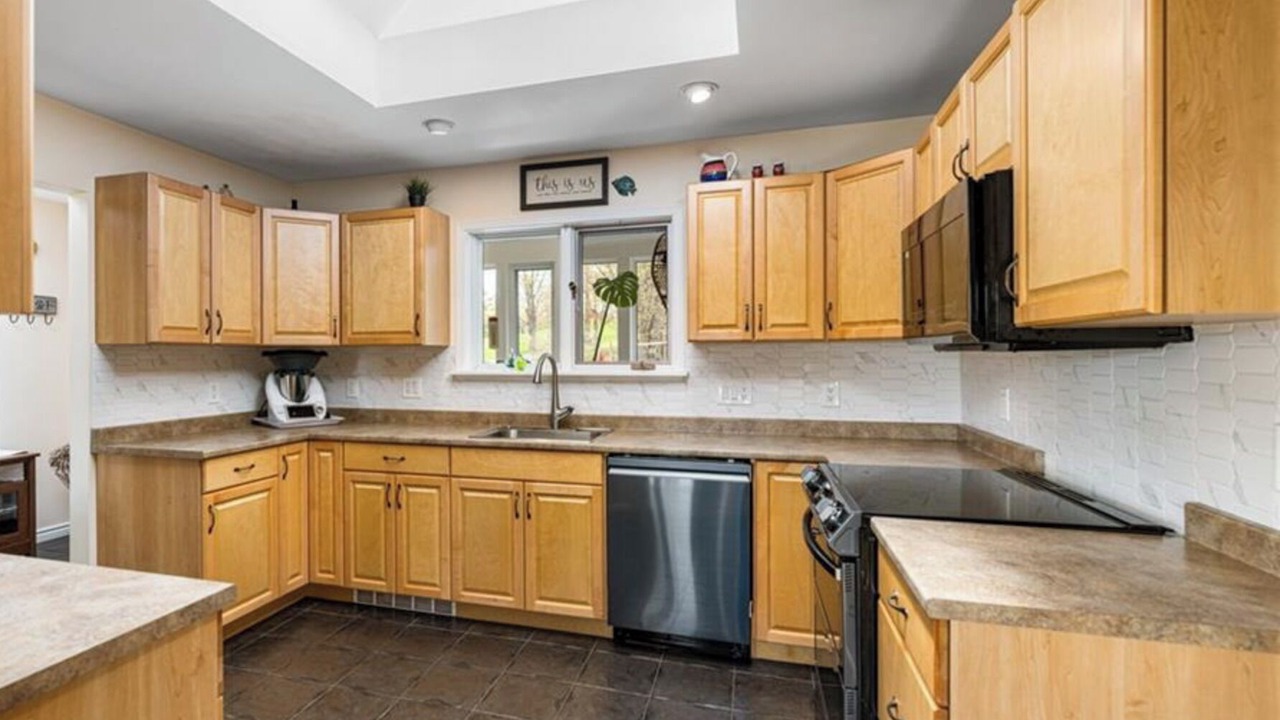 Photo of Kitchen in Harvey