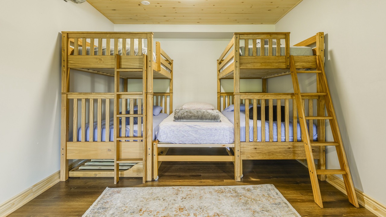 Photo of Bedroom in Trent Lakes