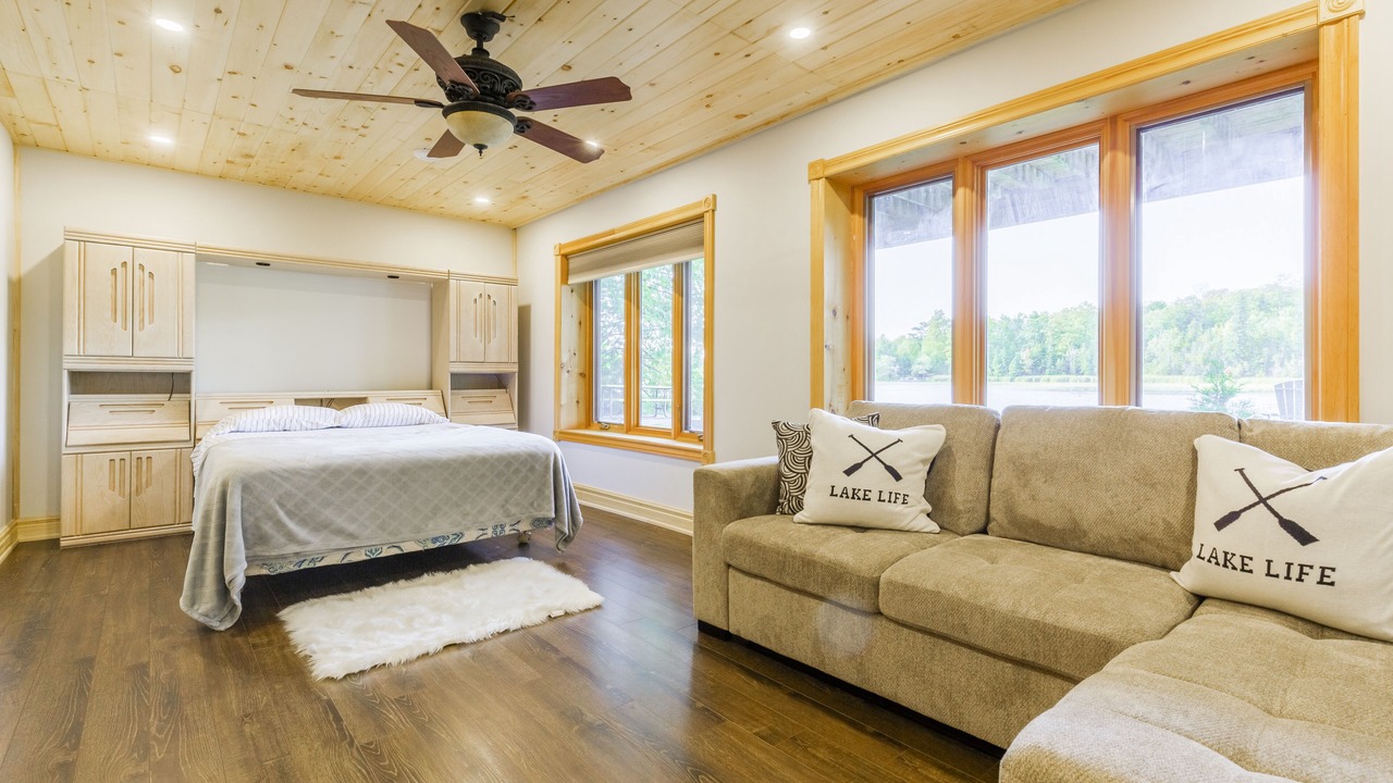 Photo of Bedroom in Trent Lakes