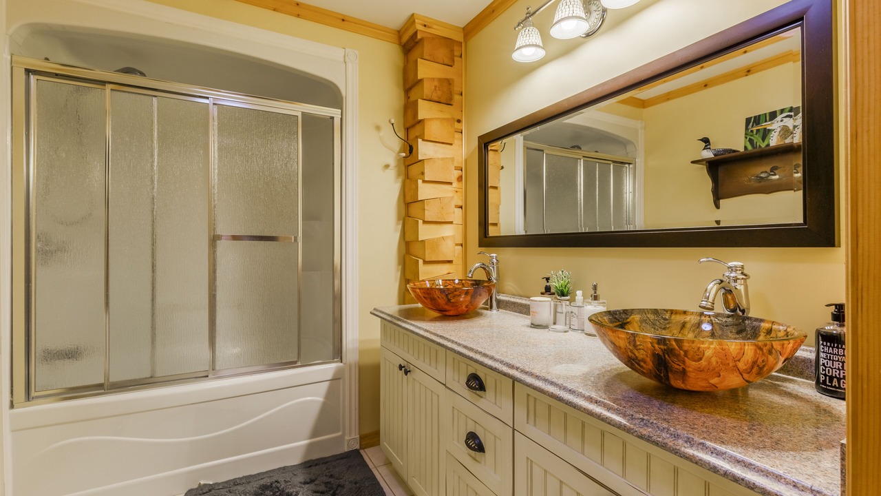 Photo of Bathroom in Trent Lakes