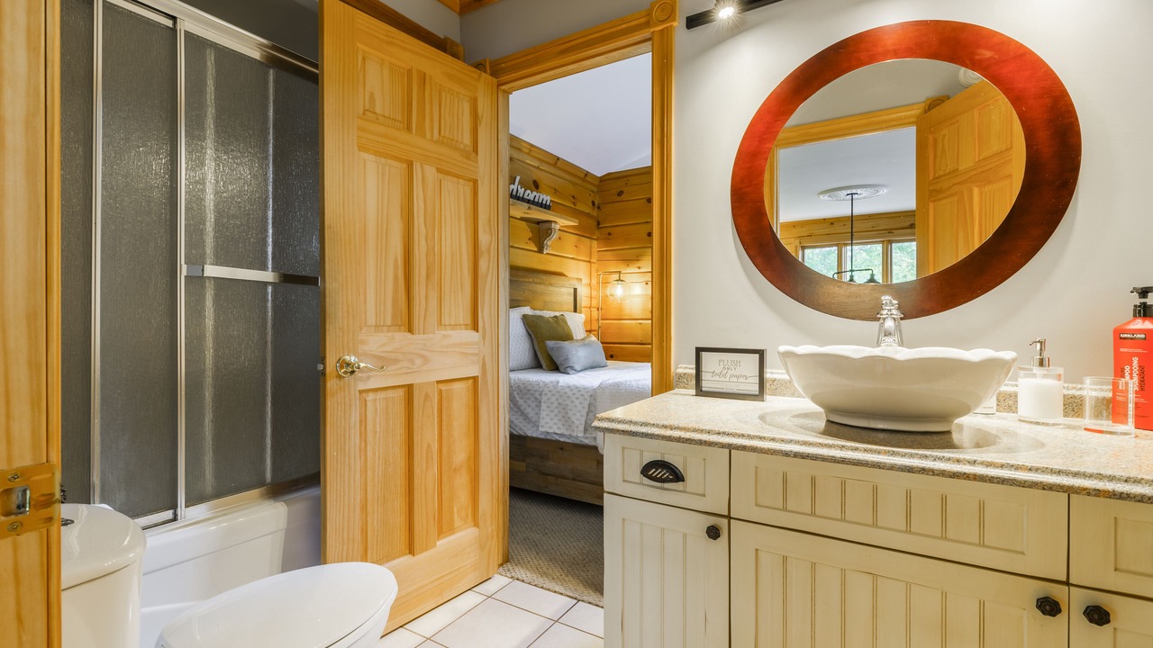 Photo of Bathroom in Trent Lakes