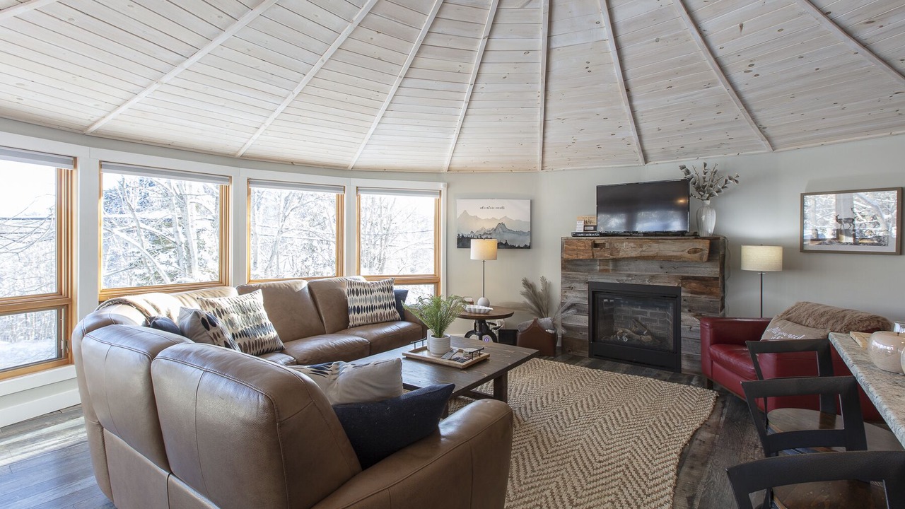 Photo of Livingroom in Huntsville