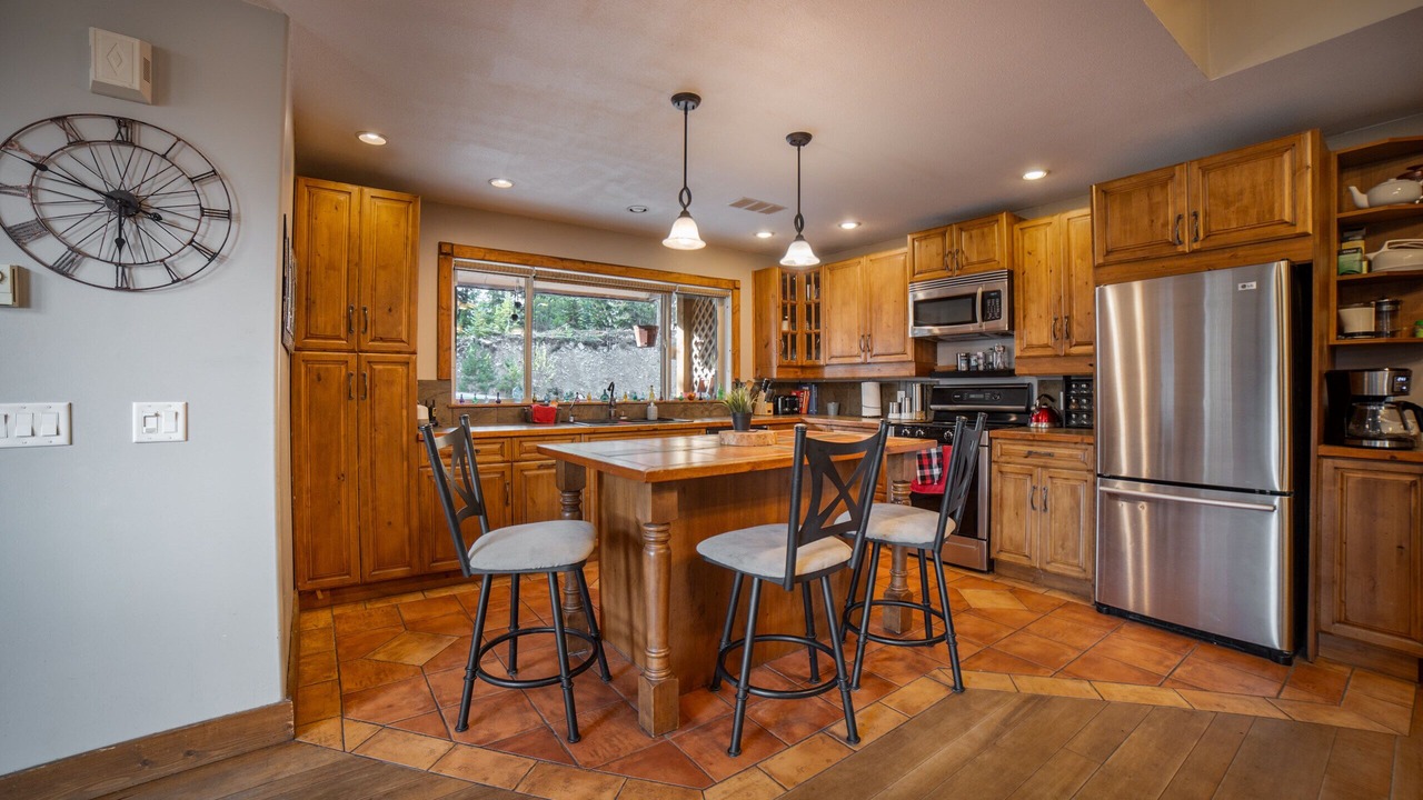 Photo of Kitchen in Shannon Lake