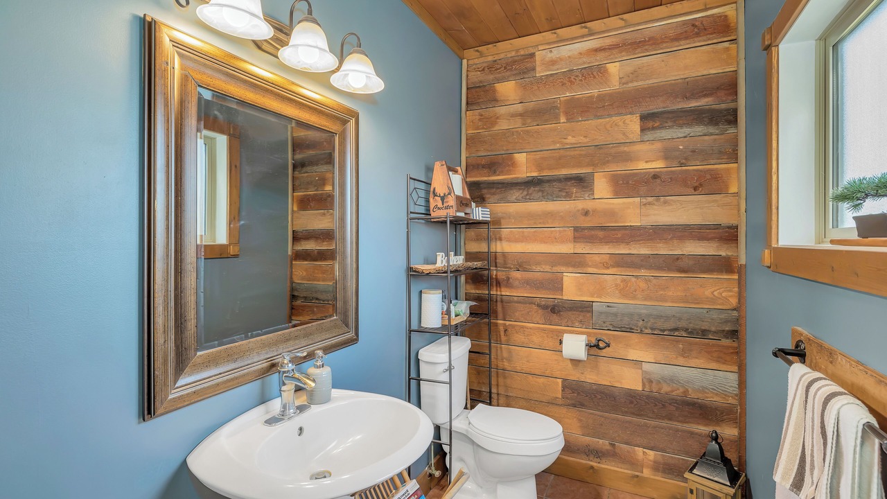 Photo of Bathroom in Shannon Lake