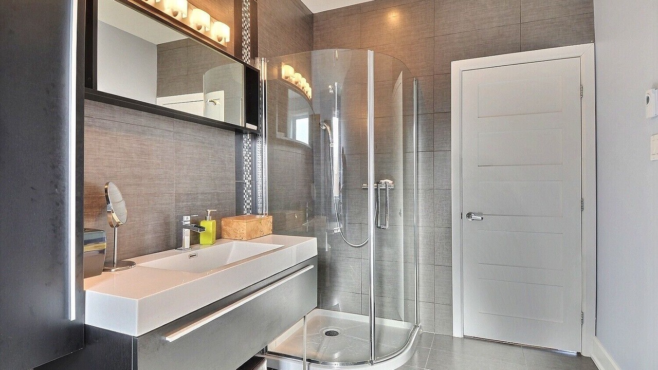 Photo of Bathroom in Sainte Genevieve
