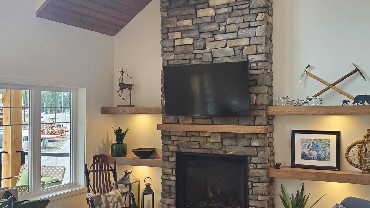 Photo of Livingroom in Blairmore