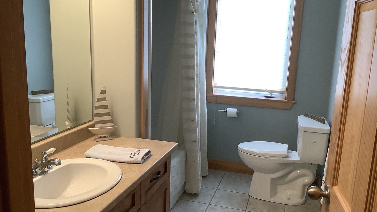 Photo of Bathroom in Chelton
