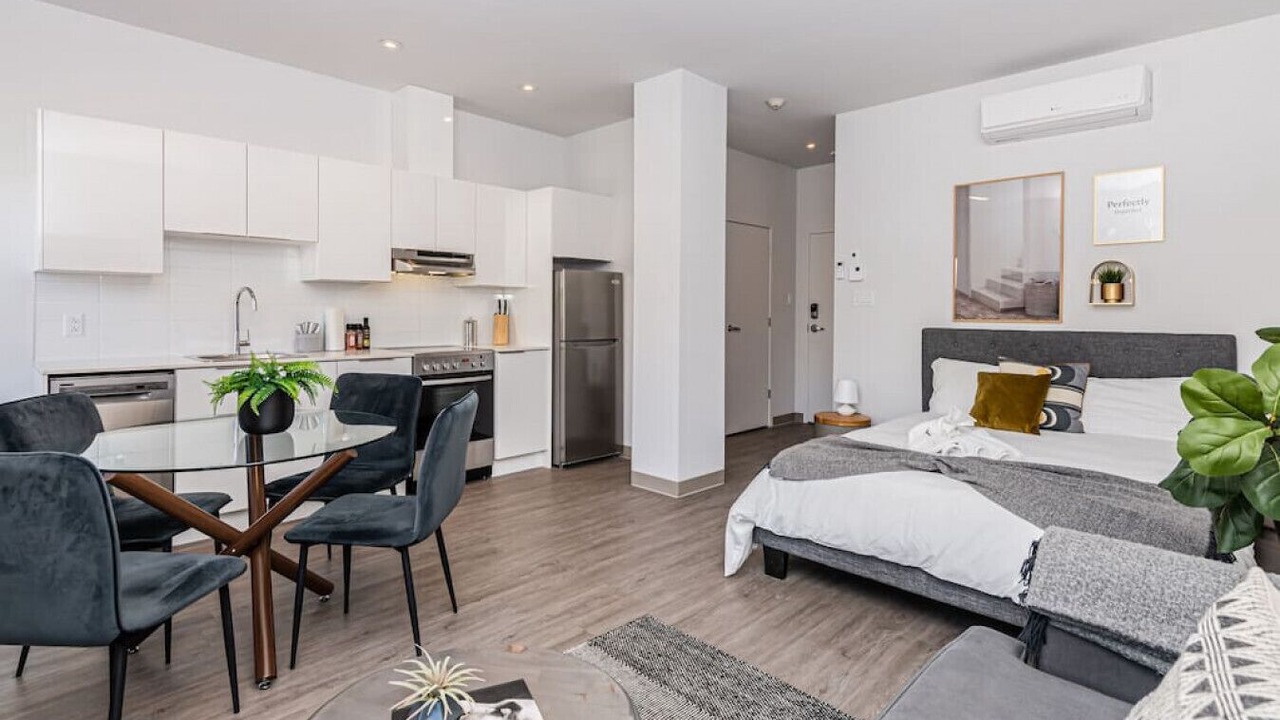 Photo of Bedroom in Plateau Mont Royal