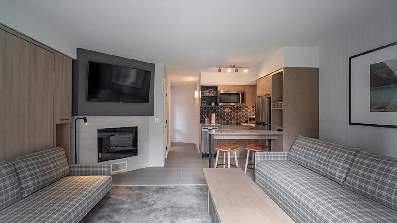 Photo of Bedroom in Lake Louise