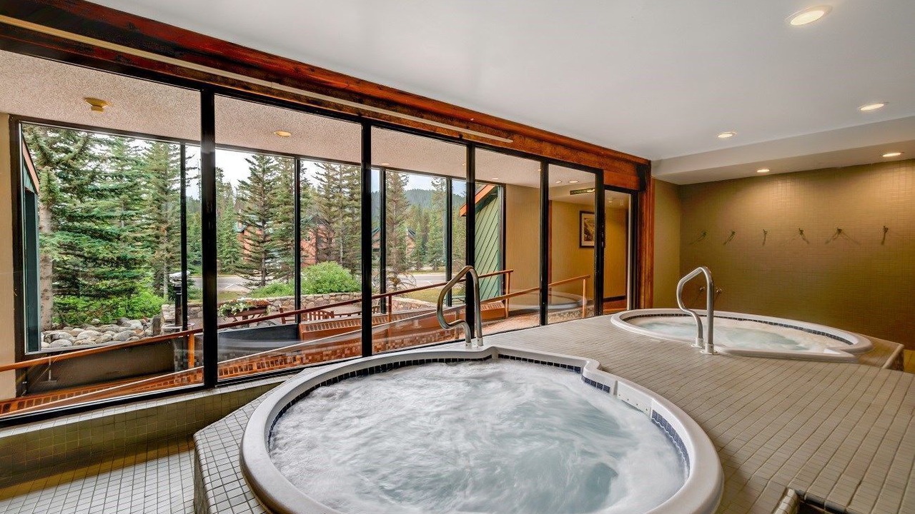 Photo of Others in Lake Louise