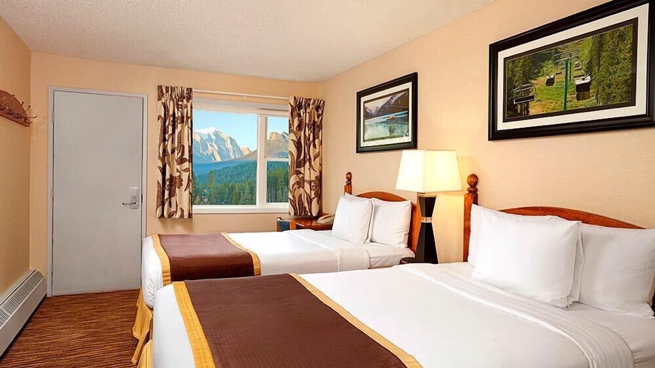 Photo of Others in Lake Louise