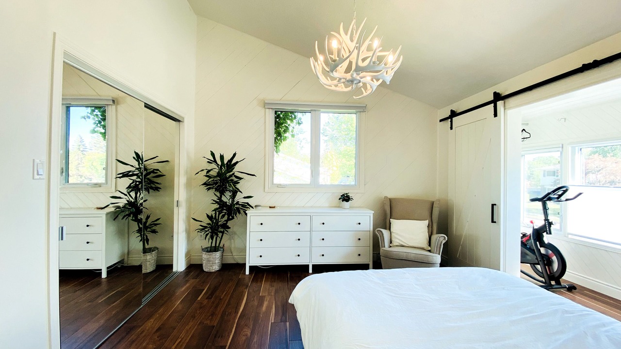 Photo of Bedroom in Kincardine
