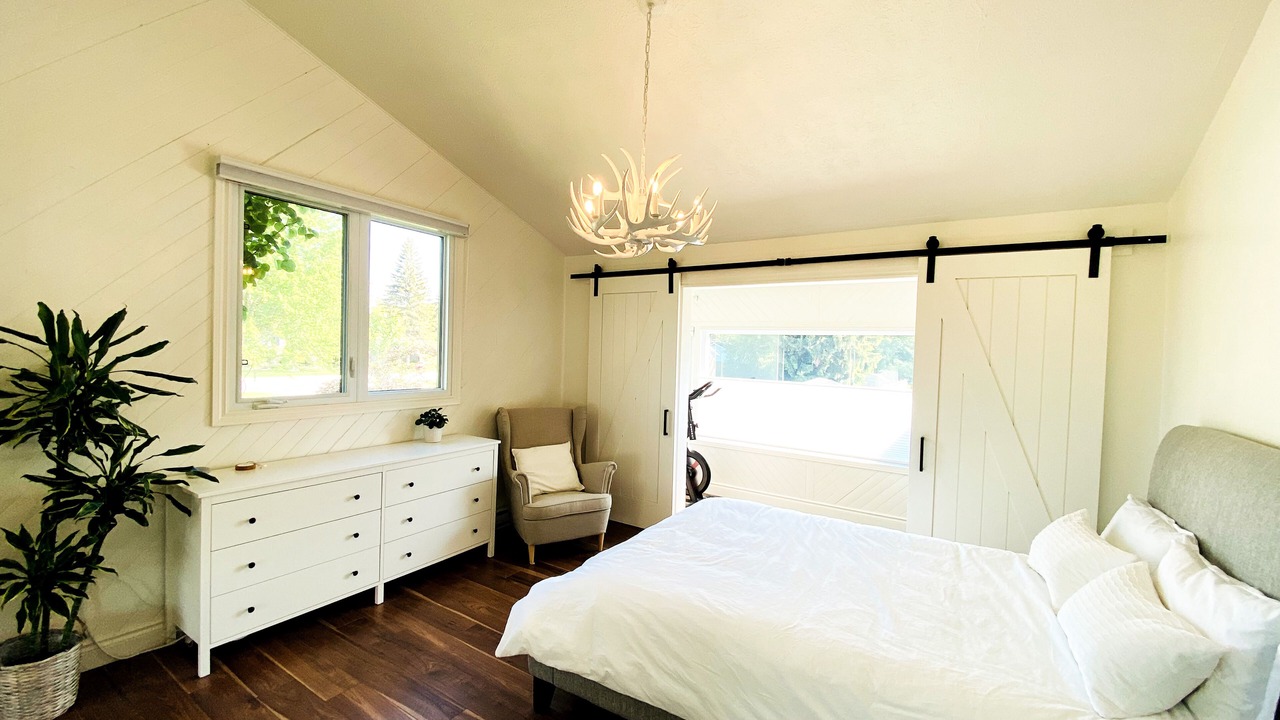Photo of Bedroom in Kincardine