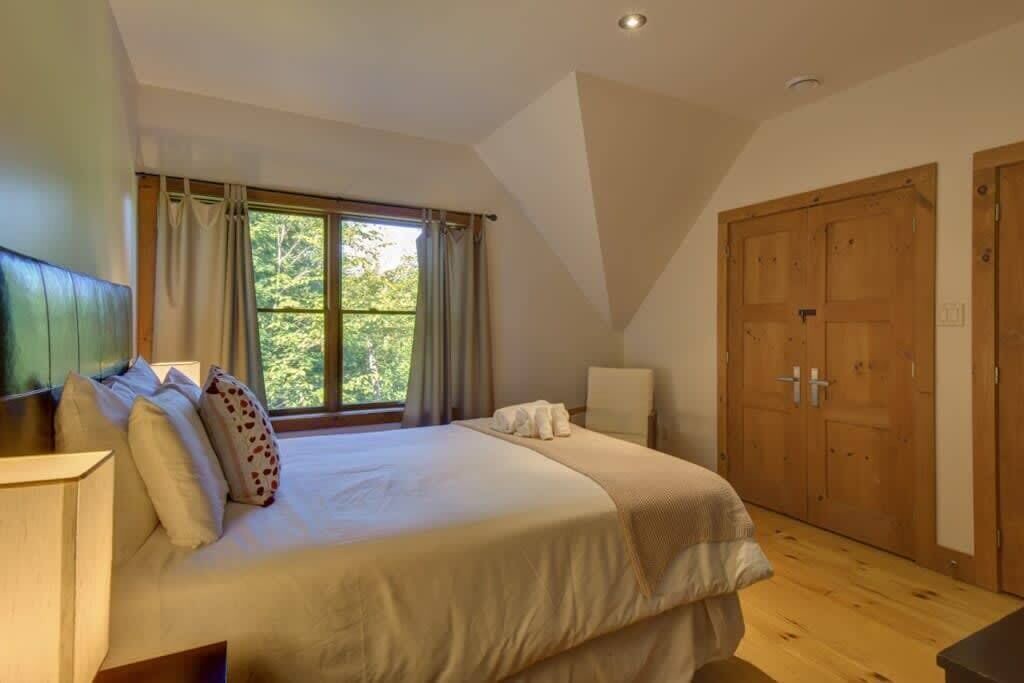 Photo of Bedroom in Lac Superieur Village