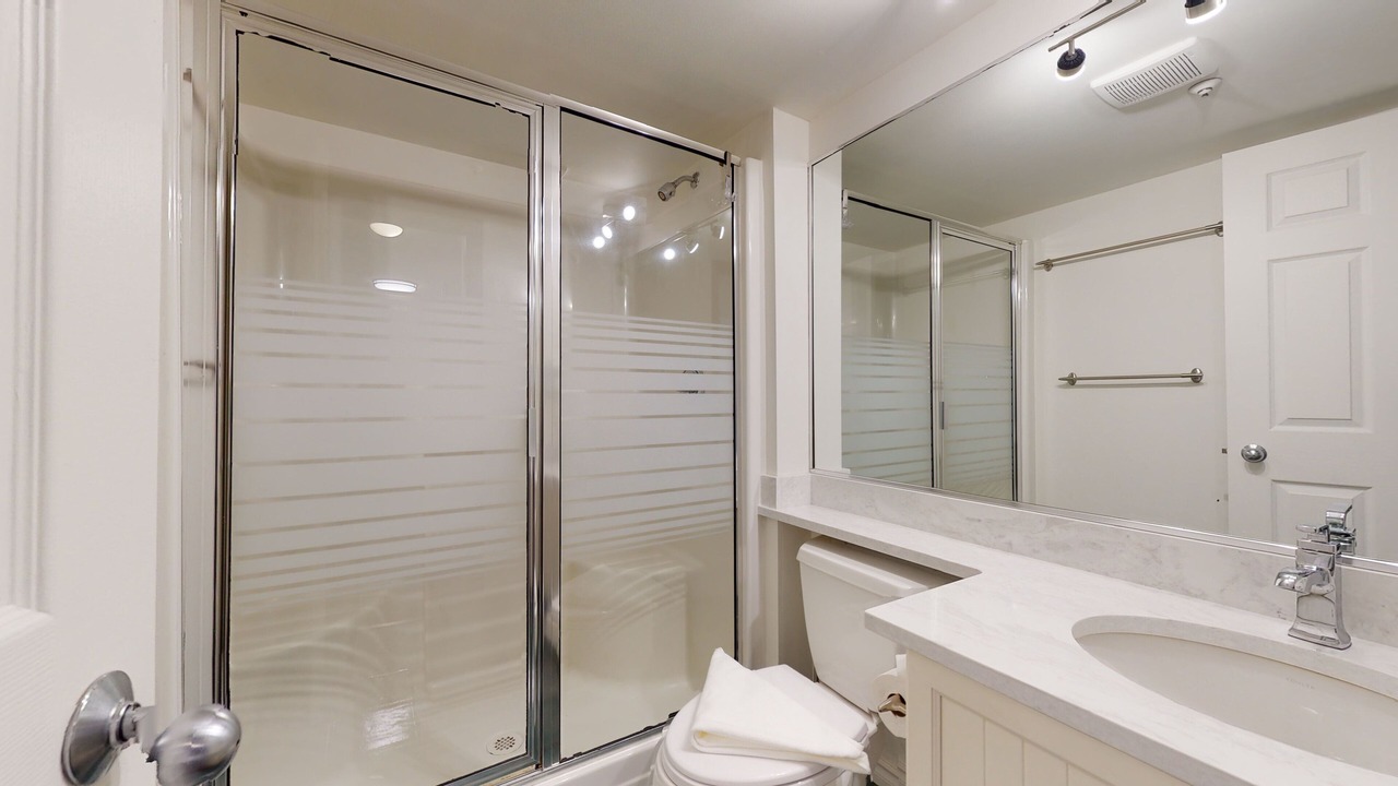 Photo of Bathroom in Upper Village