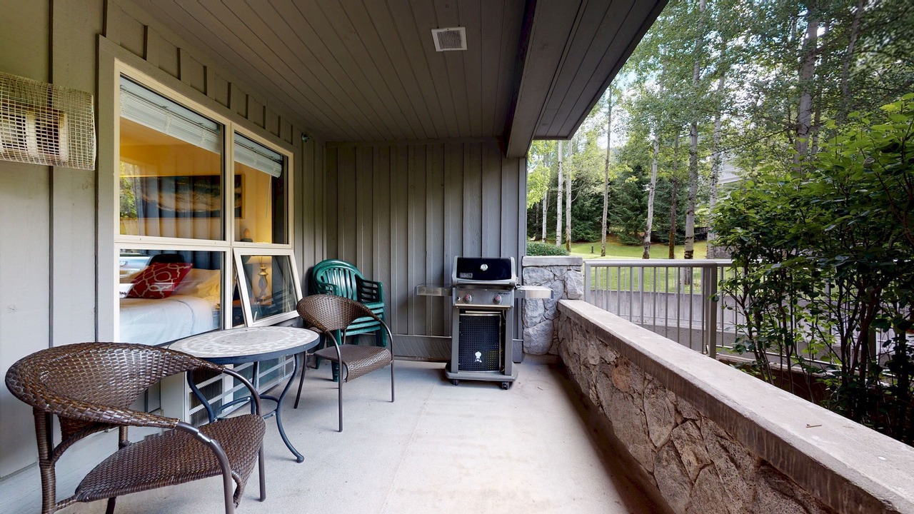 Photo of Patio Balcony in Upper Village