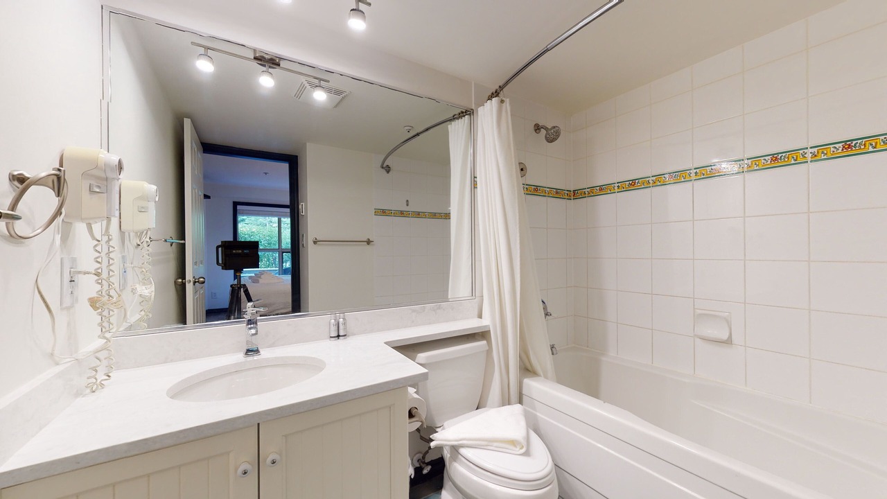 Photo of Bathroom in Upper Village