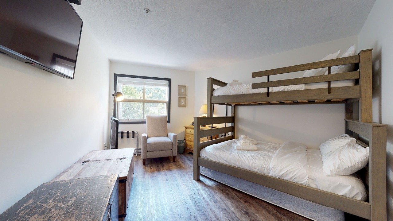 Photo of Bedroom in Upper Village