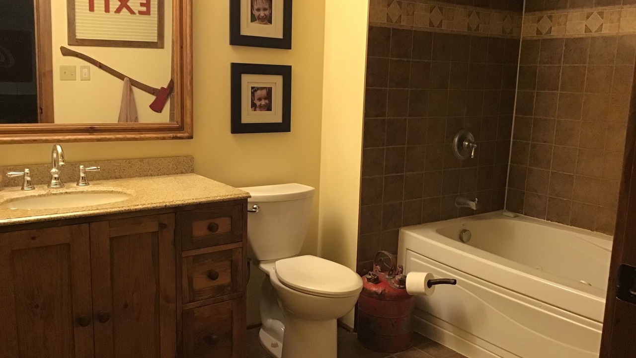 Photo of Bathroom in Muskoka Lakes