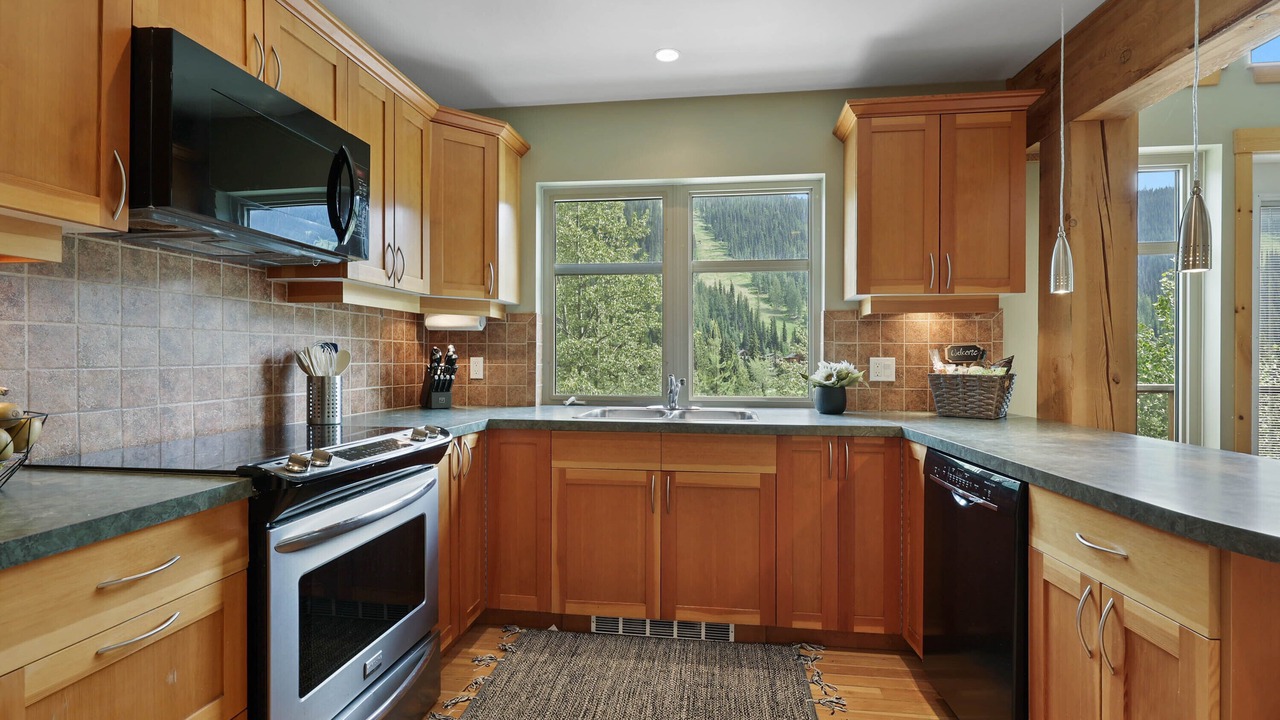 Photo of Others in Sunburst Estates