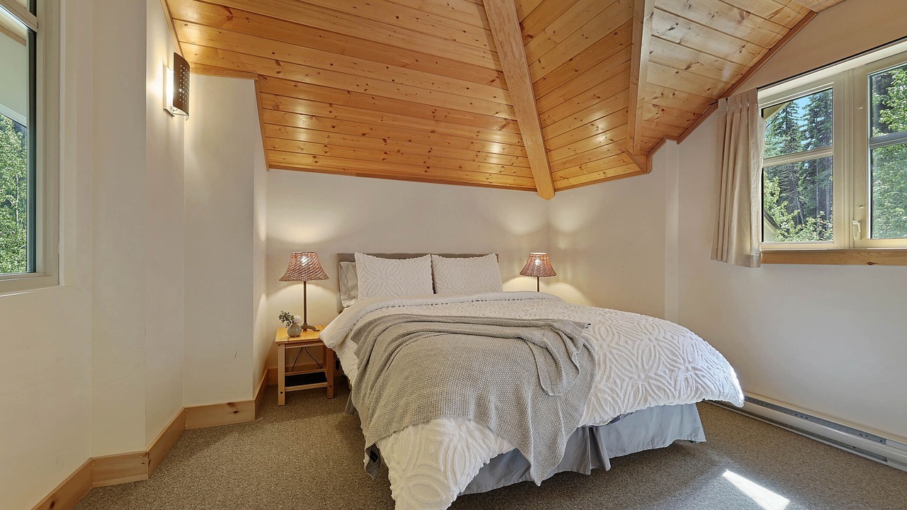 Photo of Others in Sunburst Estates