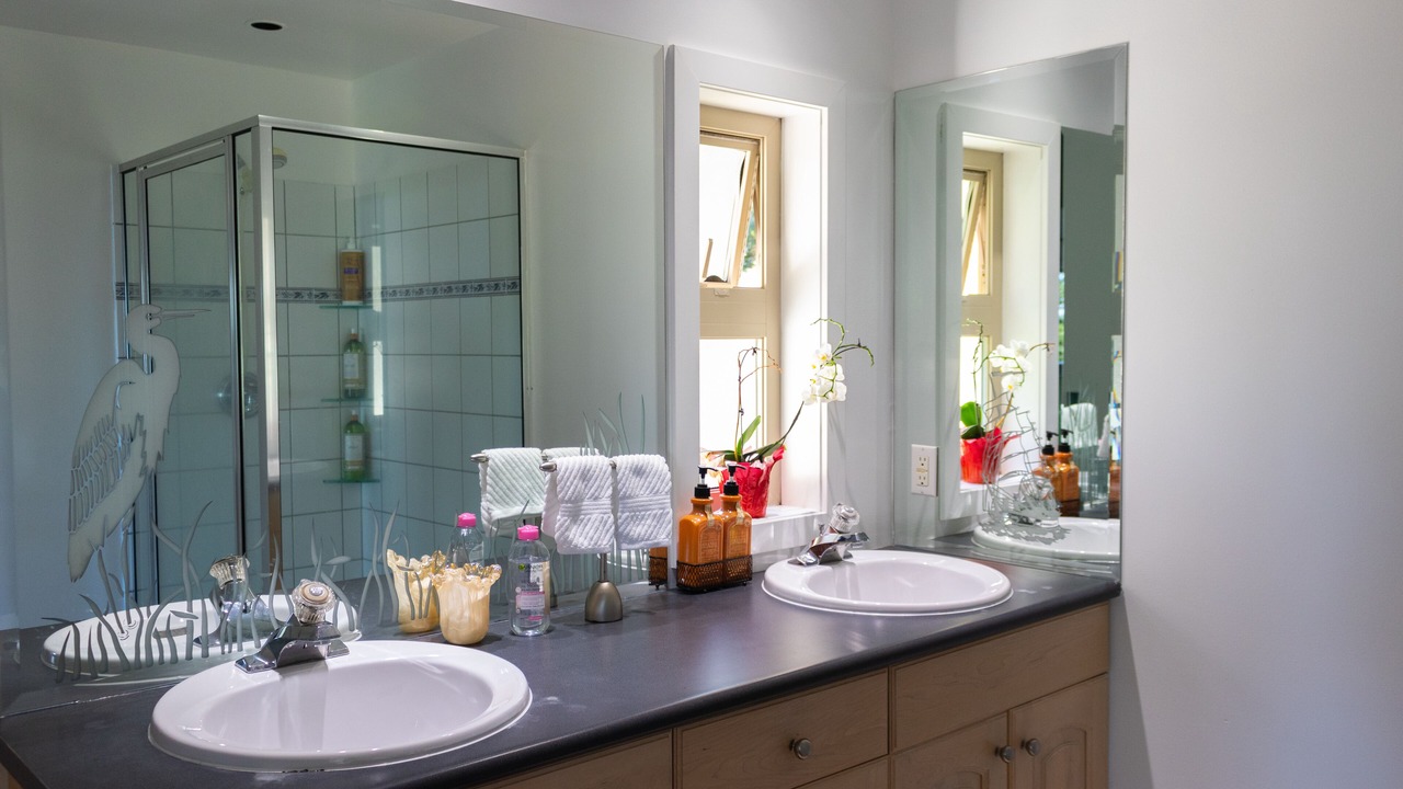 Photo of Bathroom in Salt Spring Island