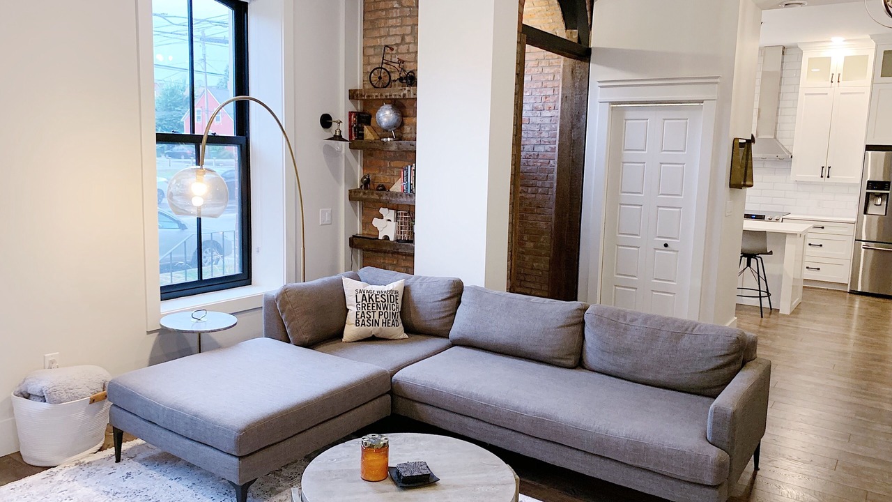Photo of Livingroom in Queens Square