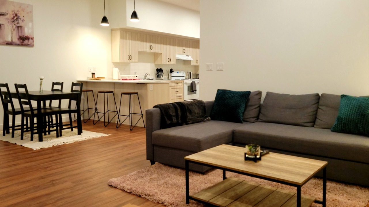 Photo of Livingroom in North Central Edmonton