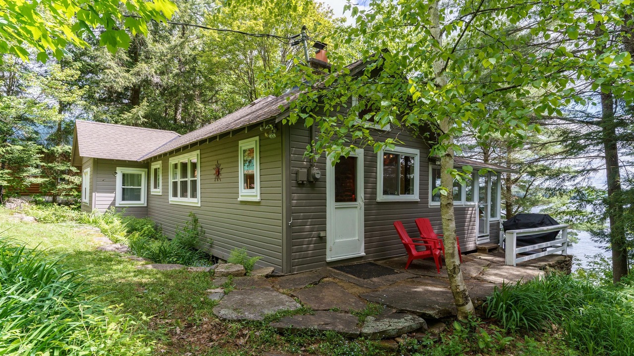 Photo of Outdoor in Algonquin Highlands