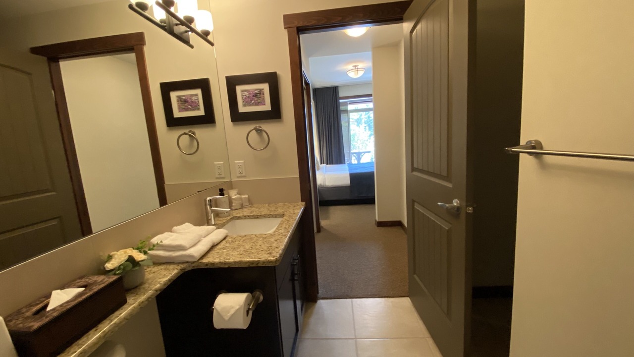 Photo of Bathroom in Cougar Creek