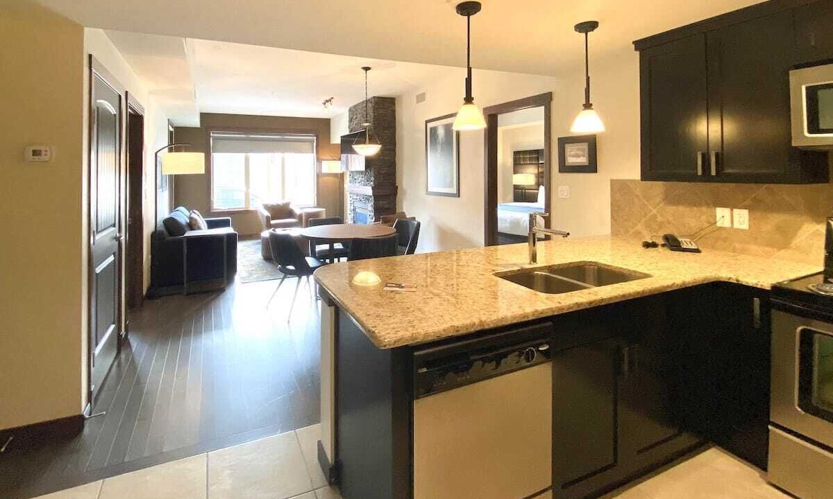 Photo of Livingroom in Cougar Creek