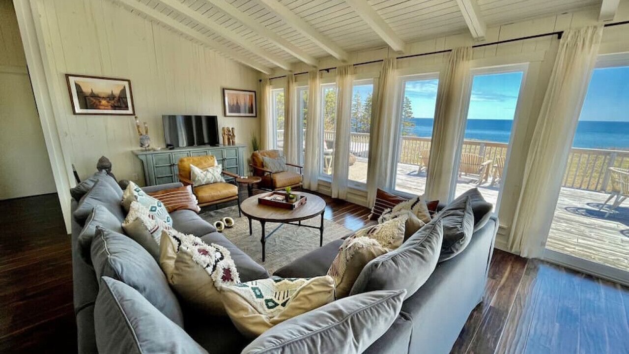 Photo of Livingroom in Aspy Bay