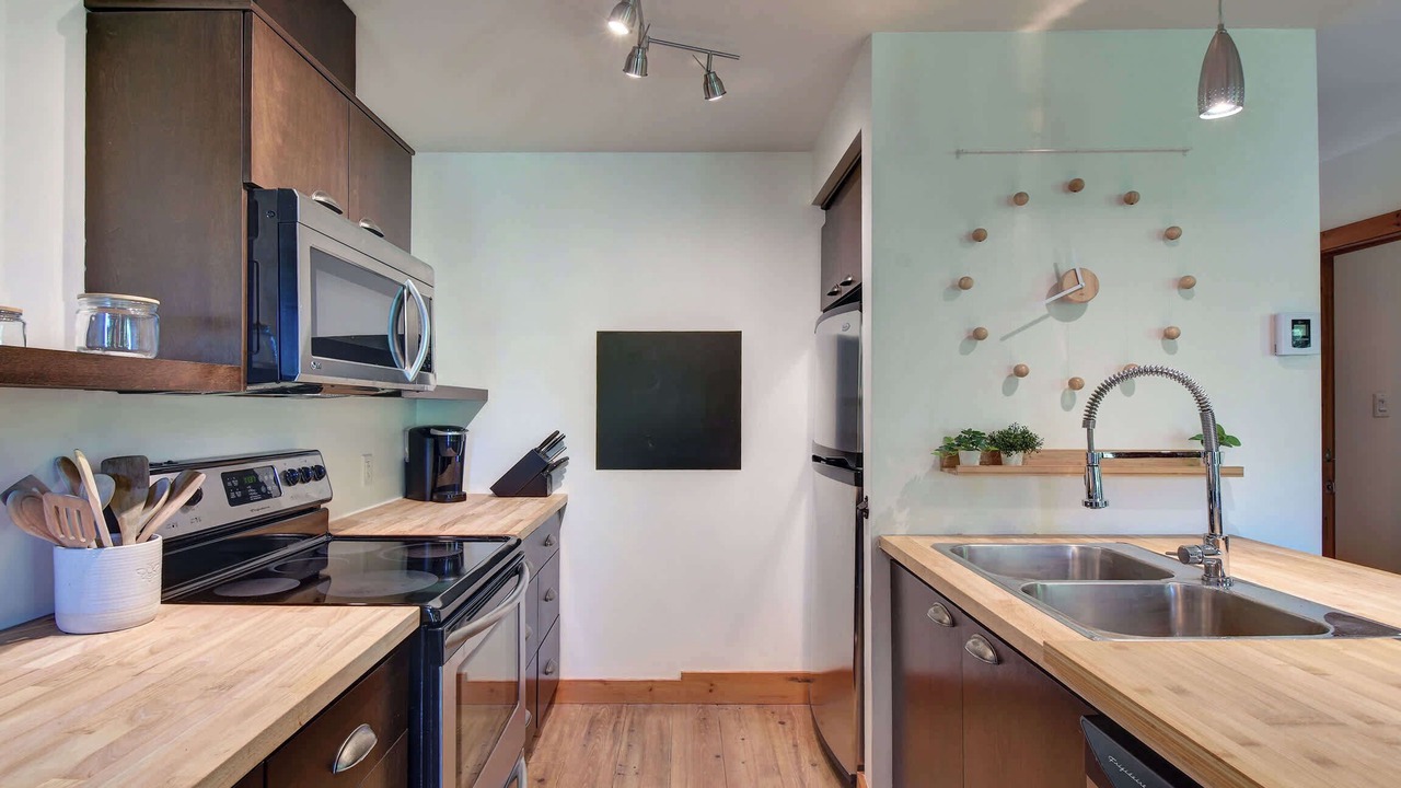 Photo of Kitchen in Lac Superieur Village