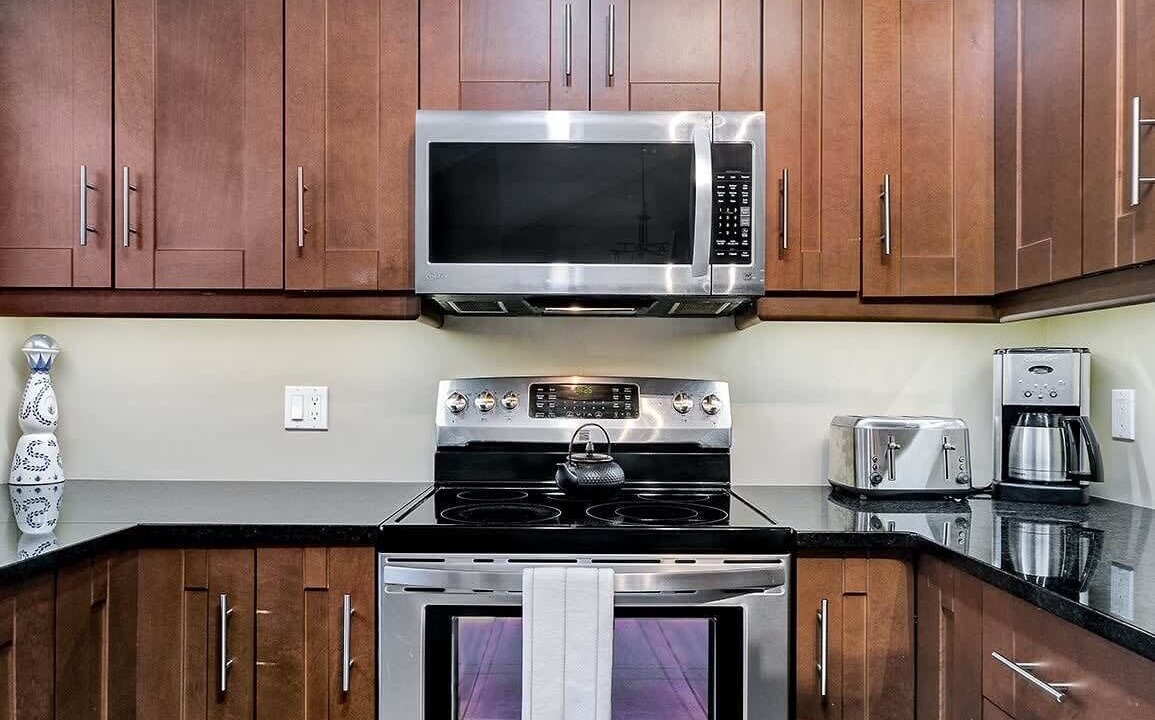 Photo of Kitchen in Les Collines-de-l'Outaouais Regional County Municipality