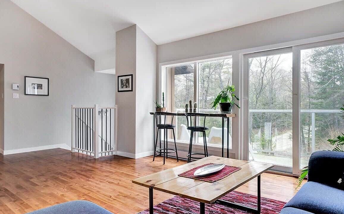 Photo of Livingroom in Les Collines-de-l'Outaouais Regional County Municipality